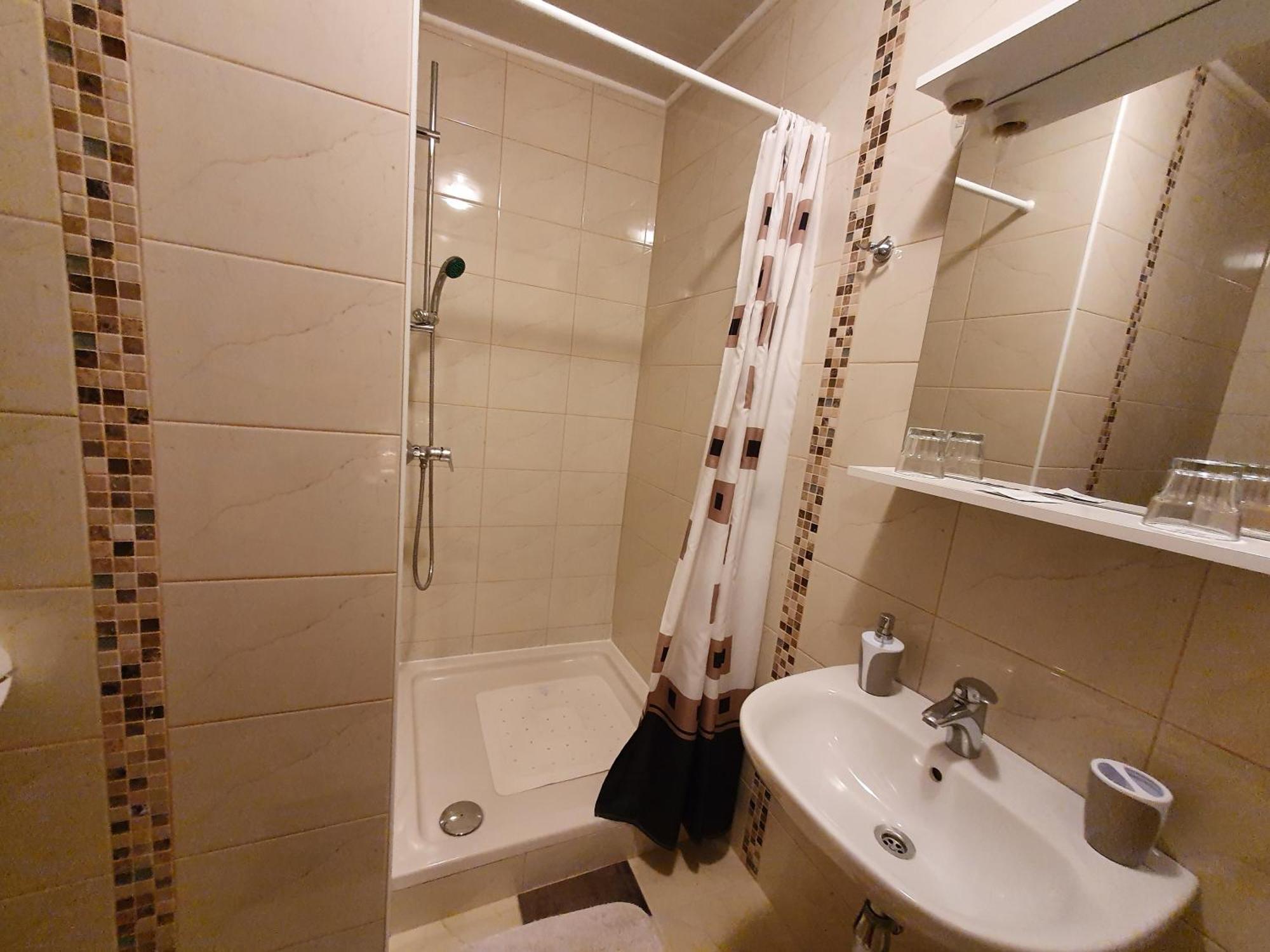 Guesthouse Vila Slunj Eksteriør bilde